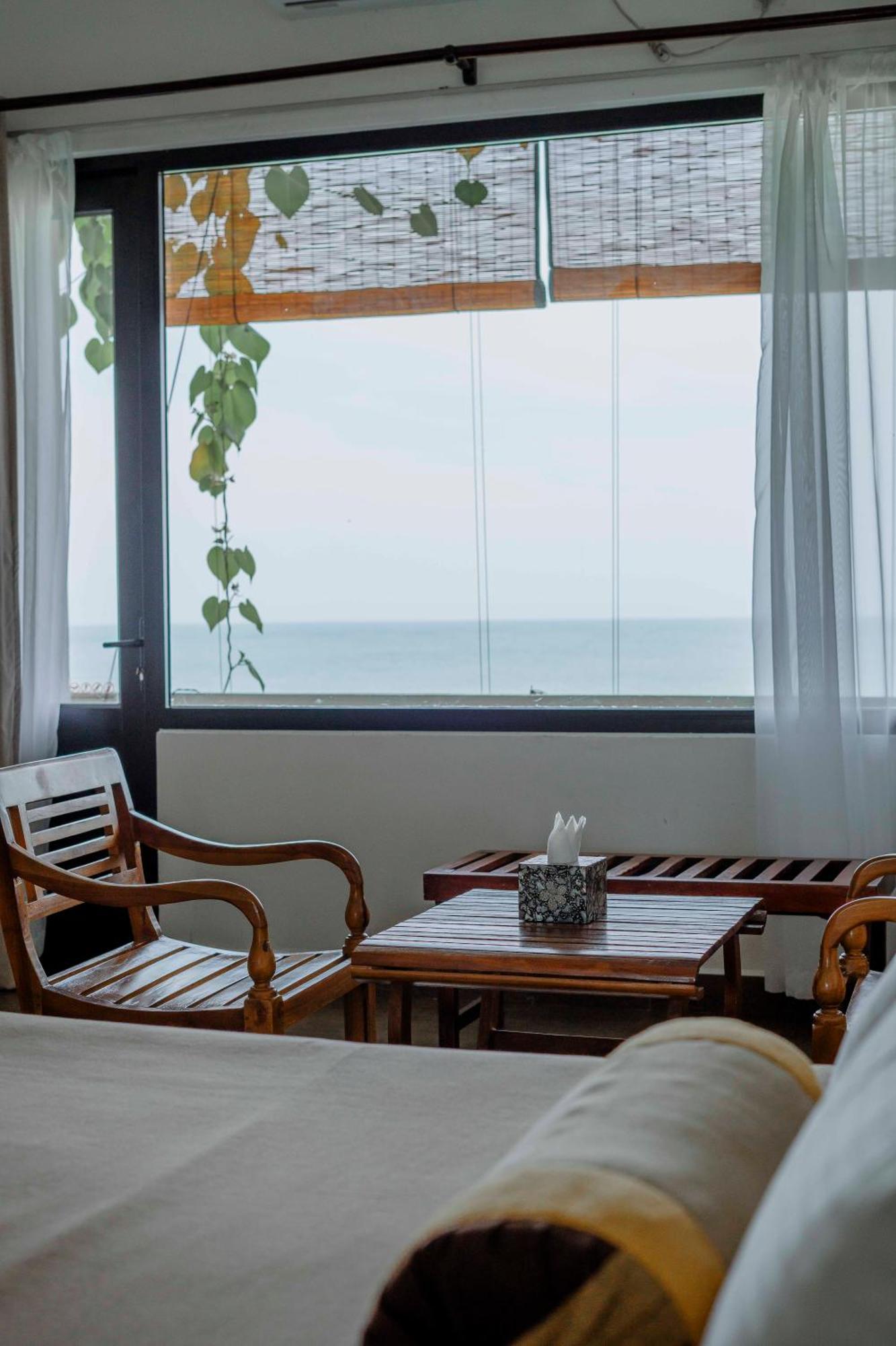 Bay Vista 호텔 아루감 베이 외부 사진